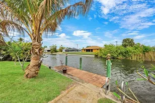 713 SW 39th Terrace, Cape Coral, FL 33914 - Photo 6