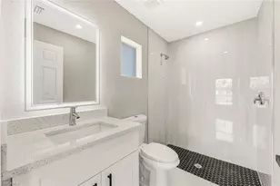 2821 NW 25th Ln, Cape Coral, FL 33993 - Photo 18