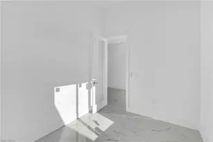 2 SE 20th Ct, Cape Coral, FL 33990 - Photo 22