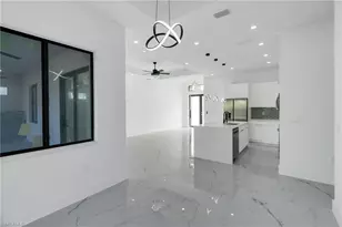 2 SE 20th Ct, Cape Coral, FL 33990 - Photo 12