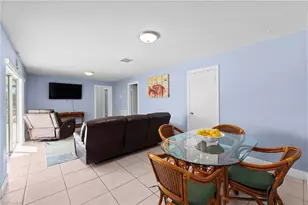 710 SE 43rd St, Cape Coral, FL 33904 - Photo 22