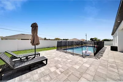 523 NW 16th Pl, Cape Coral, FL 33993 - Photo 18