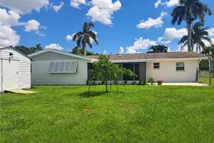 6313 St Andrews Cir S, Fort Myers, FL 33919 - Photo 1