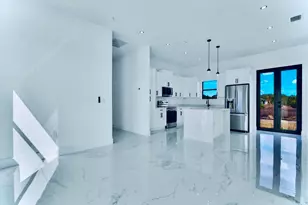 515 Croydon Ave S, Lehigh Acres, FL 33974 - Photo 4