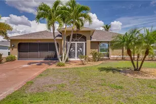 2821 SE 8th Ave, Cape Coral, FL 33904 - Photo 2