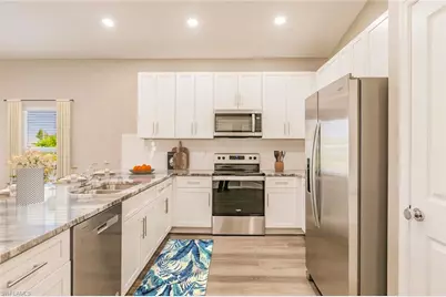 207 NW 6th Pl, Cape Coral, FL 33993 - Photo 4