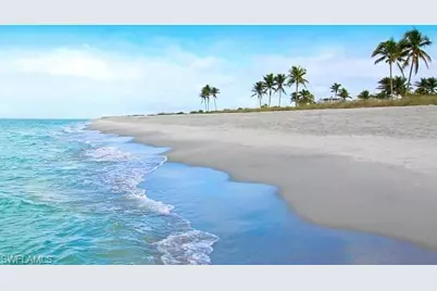 2709 39th St W, Lehigh Acres, FL 33971 - Photo 4