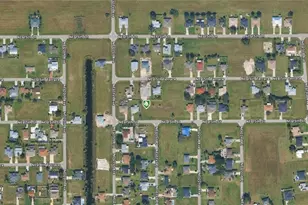 2109 NE 15th St, Cape Coral, FL 33909 - Photo 2