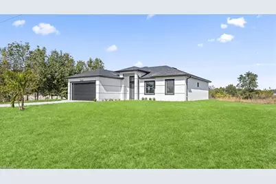 7609 8th Ter, Labelle, FL 33935 - Photo 1