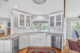 931 Deep Lagoon Ln, Fort Myers, FL 33919 - Photo 10