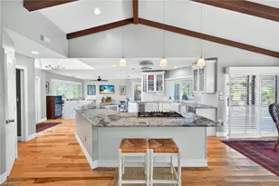 931 Deep Lagoon Ln, Fort Myers, FL 33919 - Photo 2