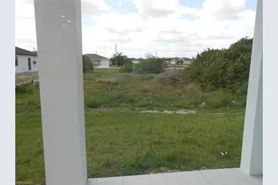 320 Poplar St, Lehigh Acres, FL 33974 - Photo 26