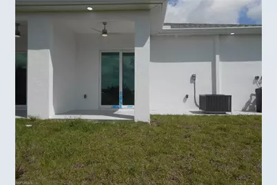 320 Poplar St, Lehigh Acres, FL 33974 - Photo 32