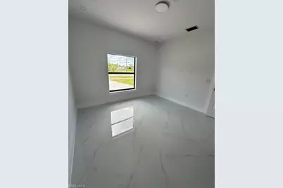 821 Bell Blvd S, Lehigh Acres, FL 33974 - Photo 12
