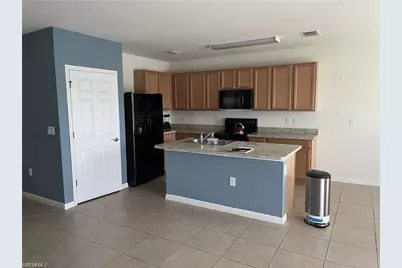 8187 Gopher Tortoise Trl, Lehigh Acres, FL 33972 - Photo 18