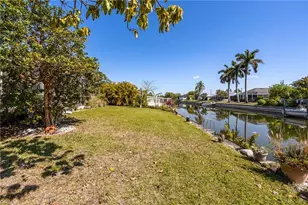 213 SE 4th Pl, Cape Coral, FL 33990 - Photo 32