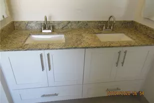 918 NE 13th St, Cape Coral, FL 33909 - Photo 20