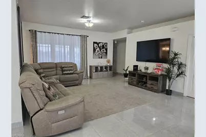 918 NE 13th St, Cape Coral, FL 33909 - Photo 4