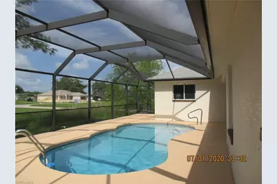 918 NE 13th St, Cape Coral, FL 33909 - Photo 8
