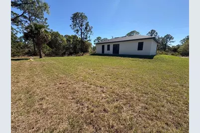 1037 Barcelona St E, Lehigh Acres, FL 33974 - Photo 20