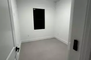 1037 Barcelona St E, Lehigh Acres, FL 33974 - Photo 12