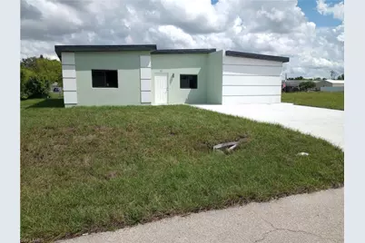 423 Canyon Dr S, Lehigh Acres, FL 33936 - Photo 1