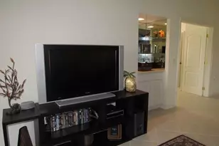 10537 Washingtonia Palm Way, Fort Myers, FL 33966 - Photo 6