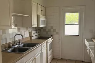 1131 S Loop Blvd, Lehigh Acres, FL 33936 - Photo 4