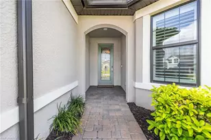 3952 Black Eagle Ln, Fort Myers, FL 33966 - Photo 2