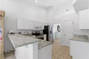 2105 SW 29th Terrace, Cape Coral, FL 33914 - Photo 2