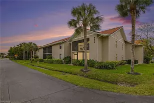 9652 Windsor Gardens Ln, Fort Myers, FL 33919 - Photo 2