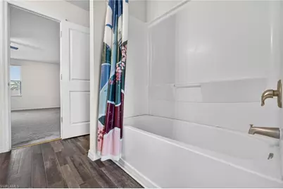 921 Jacaranda Pkwy E, Cape Coral, FL 33909 - Photo 14