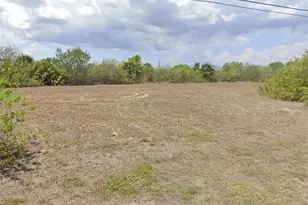 1214 NE 6th Ave, Cape Coral, FL 33909 - Photo 2