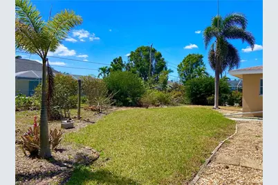 228 SE 43rd Ter, Cape Coral, FL 33904 - Photo 26