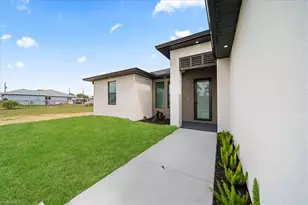 1329 NE 18th Terrace, Cape Coral, FL 33909 - Photo 4