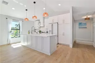 27541 Hickory Bay Dr, Bonita Springs, FL 34134 - Photo 10