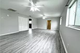 1720 SE Santa Barbara Pl, Cape Coral, FL 33990 - Photo 8