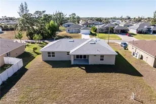 3513 NE 17th Pl, Cape Coral, FL 33909 - Photo 34