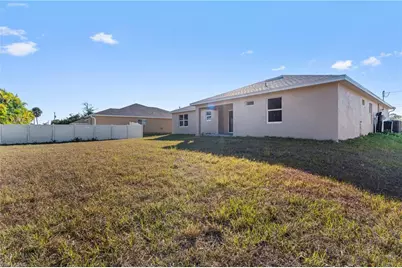 3513 NE 17th Pl, Cape Coral, FL 33909 - Photo 32