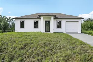 4402 E 19th St, Lehigh Acres, FL 33972 - Photo 2