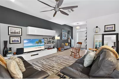 12251 McGregor Blvd, Fort Myers, FL 33919 - Photo 2