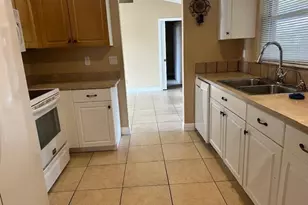 2016 NW 1st St, Cape Coral, FL 33993 - Photo 4