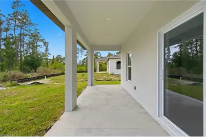 1018 Kent St E, Lehigh Acres, FL 33971 - Photo 26