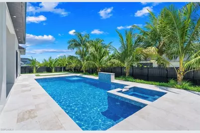 109 SW 34th Ave, Cape Coral, FL 33991 - Photo 4