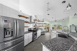 411 SE 17th St, Cape Coral, FL 33990 - Photo 4