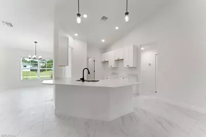 1042 Cheney Ave S, Lehigh Acres, FL 33974 - Photo 10