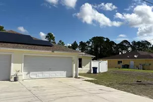 4624 Douglas Ln, Lehigh Acres, FL 33973 - Photo 2