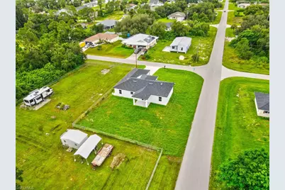 2818 42nd St SW, Lehigh Acres, FL 33976 - Photo 40