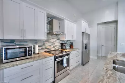 225 NW 1st St, Cape Coral, FL 33993 - Photo 12