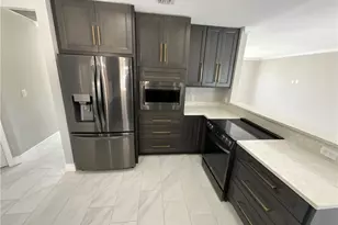 20620 Pine Tree Ln, Estero, FL 33928 - Photo 12